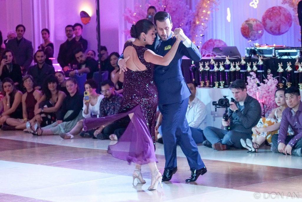 Facundo Pinero & Vanessa Villalba bailando en una de las milongas SoCal 2025.