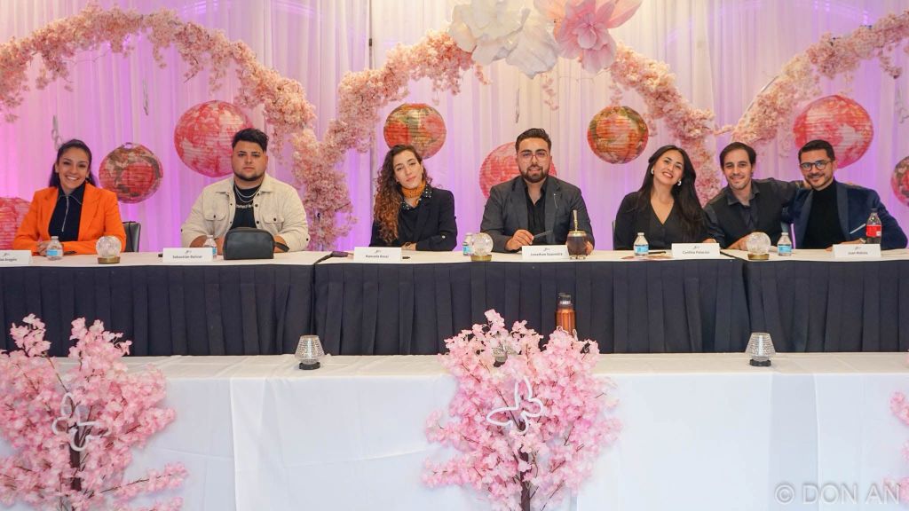 Jurados SoCal Tango Festival 2025.
Clarisa Aragon & Jonathan Saavedra, Vanesa Villalba & Facundo Pinero, Cynthia Palacios & Sebastian Bolívar, Juan Malizia & Manuela Rossi, Fausto Carpino & Stephanie Fesneau.